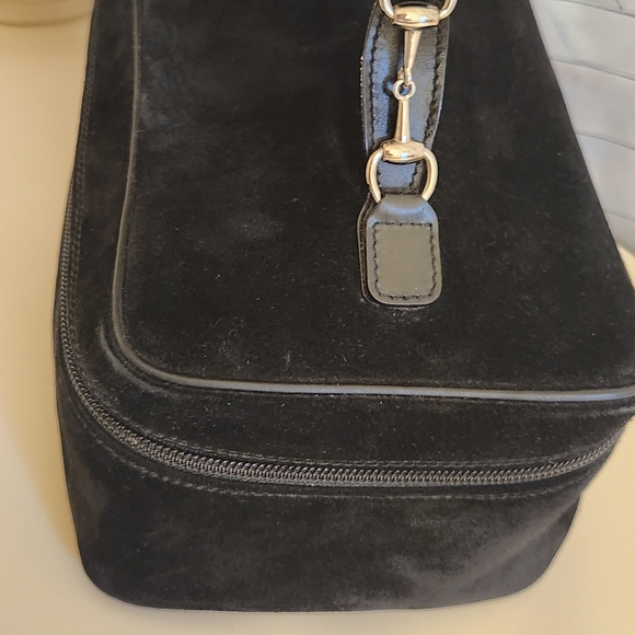 Gucci Suede Bag! Cosmetics Bag Train Case. Could Make Into A Crossbody Too! - Picture 5 of 15